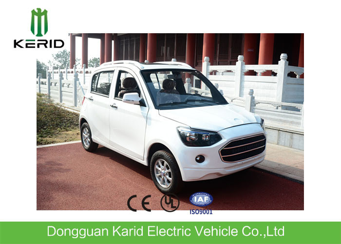 Morden Style Comfort Pure Electric City Car , Long Range Electric