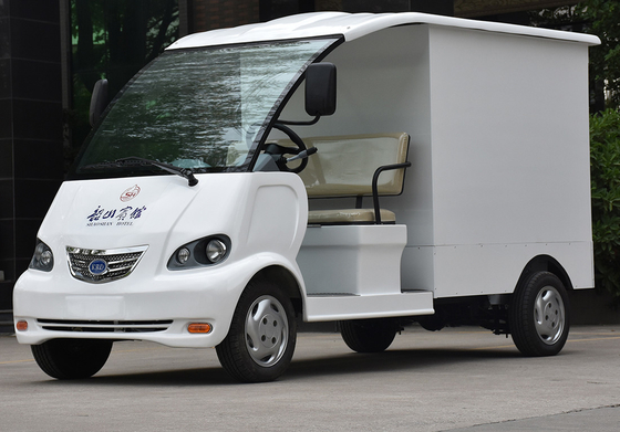 Small Dimension 48V / 4kW Electric Cargo Van With Enclosed Container